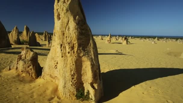 Φως του ήλιου της ερήμου Pinnacles — Αρχείο Βίντεο