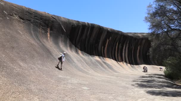 Wave Rock Hyden — Stock video