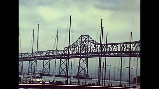 Oude Bay Bridge — Stockvideo