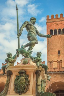 Bologna Neptün Çeşmesi