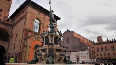 San Petronio ve Neptün