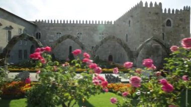 Piskoposluk Sarayı ve Arcade