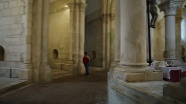 Catedral del ábside de Alcobaca — Vídeos de Stock