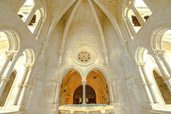 Fuente gótica Monasterio de Alcobaca — Foto de Stock