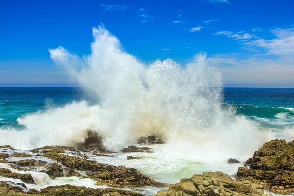 Tsitsikamma crashing waves — Stock Photo, Image