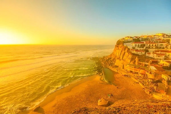 Azenhas do Mar at sunset — Stockfoto