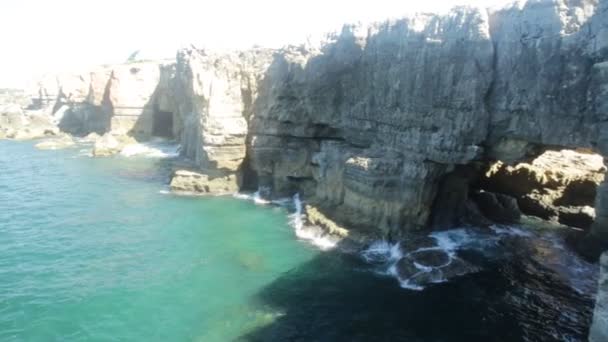 Cascais de boca de los infiernos — Vídeo de stock