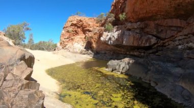 Ormiston Gorge Pound Walk