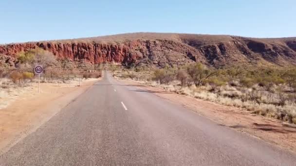 Glen Helen Gorge signboard — 비디오