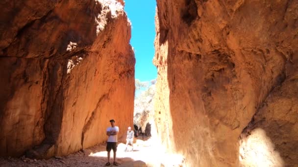 Path to Standley Chasm — Stock Video