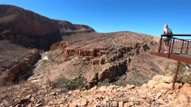 Tourismus im nördlichen Outback — Stockvideo