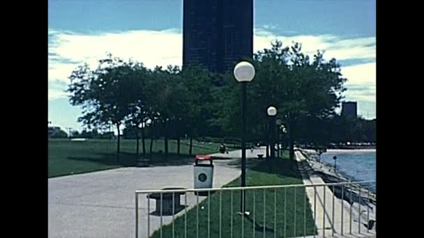 Chicago Lake Point Tower 1970-es évek — Stock videók