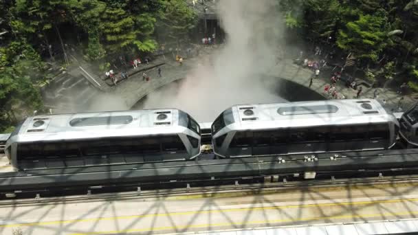 Skytrain en Jewel Changi Aeropuerto — Vídeos de Stock