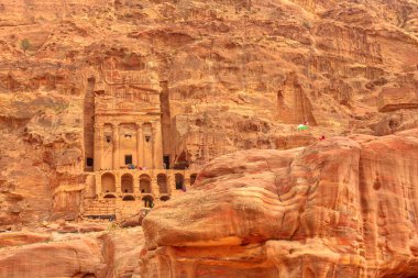 Vazo mezarı Petra