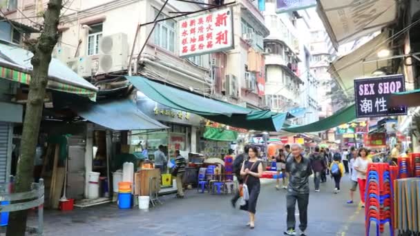 Aziatische gezinnen winkelen in Hong Kong — Stockvideo