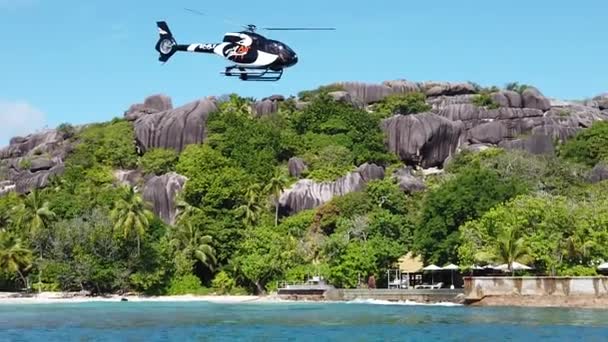 Seychellen helikoptervlucht — Stockvideo