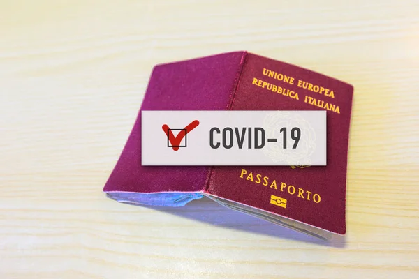 Паспортний карантин Ковід-19 — стокове фото