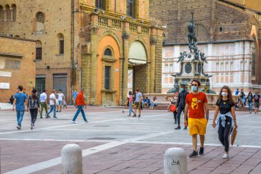 San Petronio ve Neptün 'de Covid-19