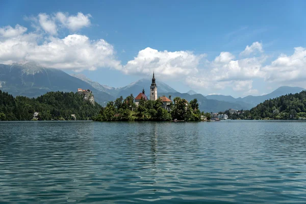 Красивый вид на озеро Блед, Словения — стоковое фото