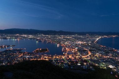 Hakodate alacakaranlık, Hokkaido ili, Japonya sırasında havadan görünümü