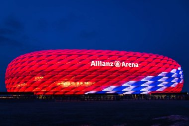 Allianz Arena Fc Bayern Münih 118 doğum günü için özel aydınlatma