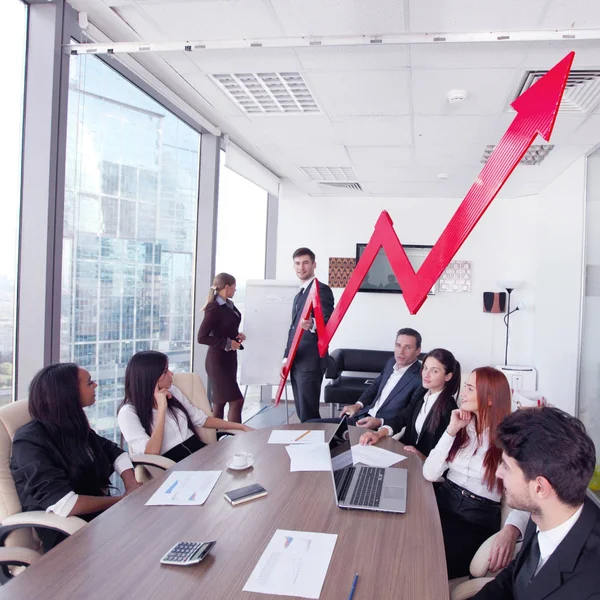 Business people and income growth — Stock Photo, Image
