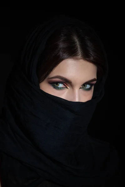 Mujer en niqab — Foto de Stock