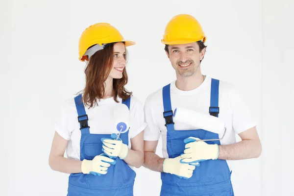 Two happy house painters — Stock Photo, Image