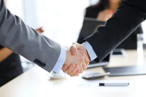 Business handshake at office — Stock Photo, Image