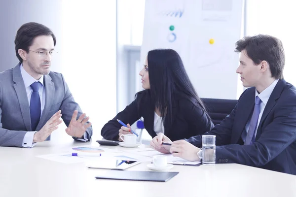 Zakelijke Partners Bespreken Documenten Ideeën Tijdens Vergadering Functie — Stockfoto