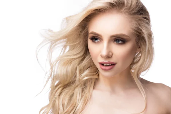 Güzel Sarışın Kadın