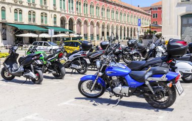 Kamu otopark scooter ve motosikletler Split, Hırvatistan.