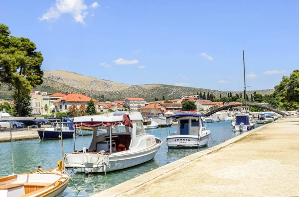 Canal in the city of Trogir, Croatia. — Stock Photo, Image