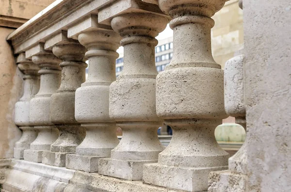 Clôture des colonnes . — Photo