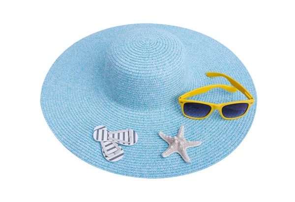 Gafas de sol, estrellas de mar y sombrero . — Foto de Stock