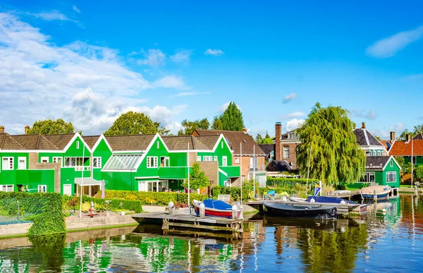 Вид на деревню Zaanse Schans s Нидерланды . — стоковое фото