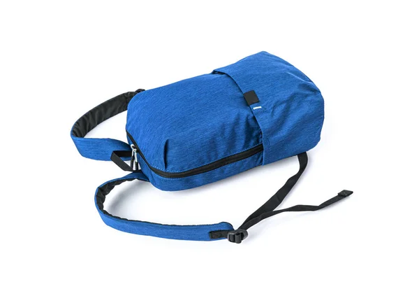 Блакитний рюкзак на білому — стокове фото