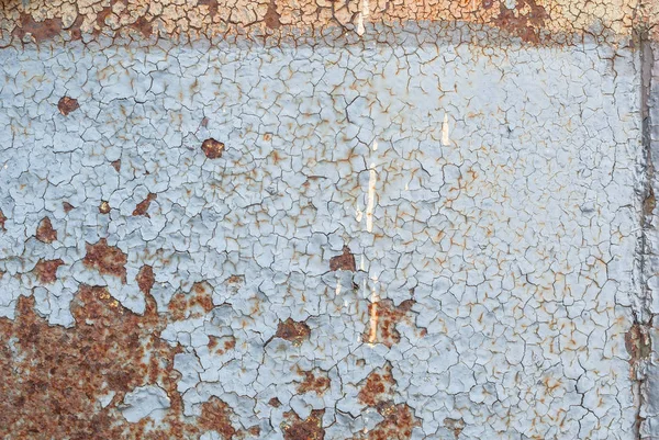 Povrch rezavého železa se zbytky staré barvy, odštěpky barvy, textura pozadí — Stock fotografie