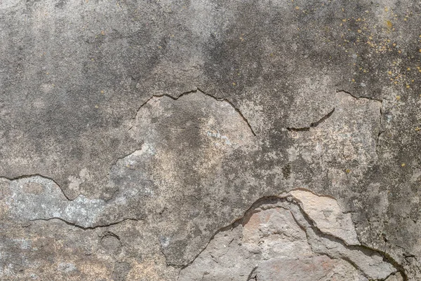 Viejo yeso astillado en la pared de hormigón, textura gris, fondo — Foto de Stock