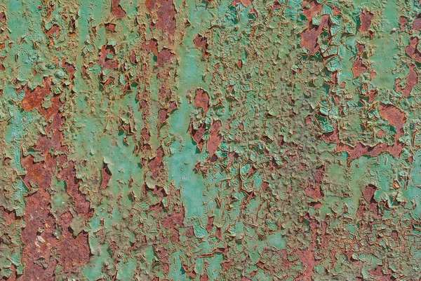 Superficie de hierro oxidado con restos de pintura vieja, superficie de metal grunge, fondo de textura —  Fotos de Stock