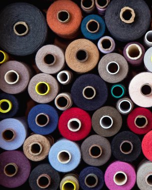 Konu farklı renk dikiş iğne işi farklı renkli paleti ayarla