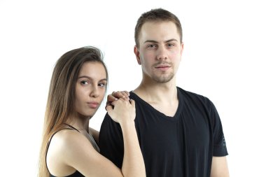 Saf beyaz bir arka planda bir fitness kızı ve doktorunun portresi. İzole et