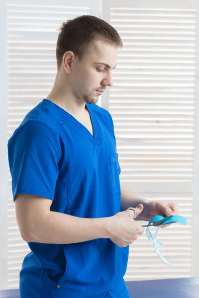 Doctor Does Procedure Taping Spine Young Girl — Stock Photo, Image