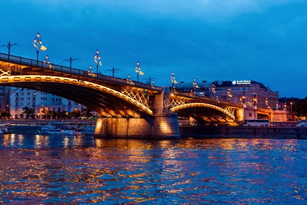 Margaret bridge, night view