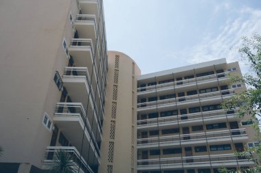 modern ve büyük apartman, İspanya