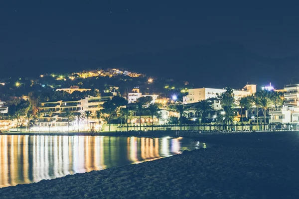 mallorca güzel kumsalda uzun süreli pozlama olarak gecede