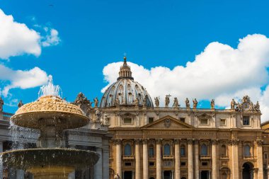 Engin kubbe çeşme ile