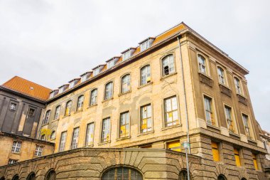 tarihi büyük mermer bina