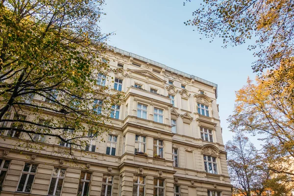 Berlin 'in kalbinde güzel bir ev.