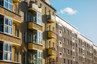 gdr brick plattenbau binaları
